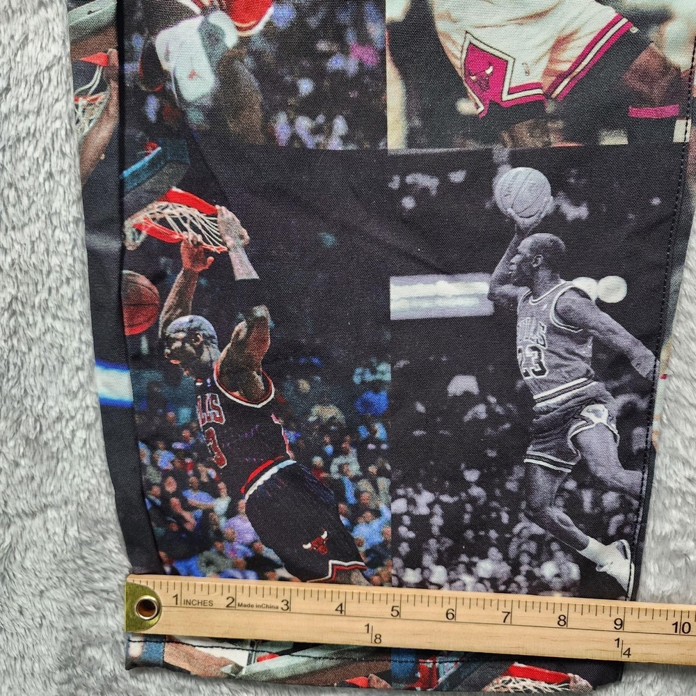 Chicago Bulls Pants Mens Medium 30x32 NBA Basketball Jordan 23 AOP Jumpman Nike - Picture 2 of 12
